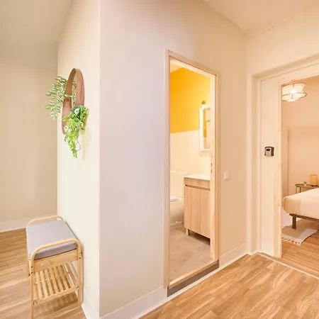 Double & Suite, Marques De Pombal, 1min Metro * ליסבון
