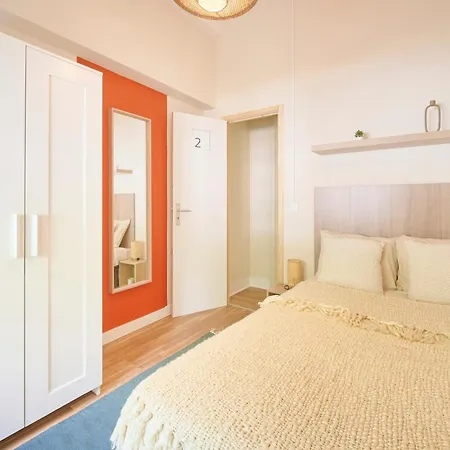 בית הארחה Double & Suite, Marques De Pombal, 1min Metro *