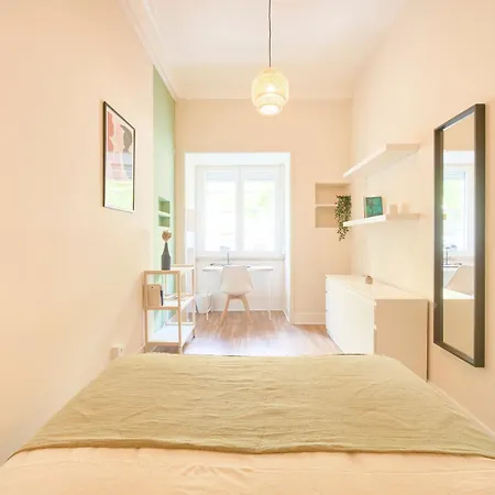 Double & Suite, Marques De Pombal, 1min Metro